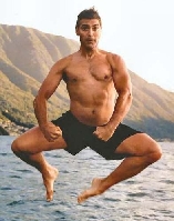 george clooney jumping-4021