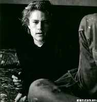 heath ledger posing-1771