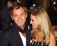 jude law and sienna miller-2008