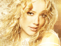 hilary duff headshot  -1795